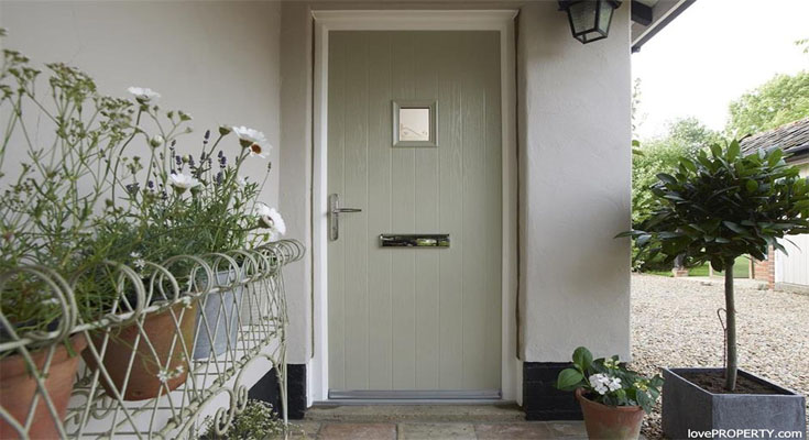 Stable Doors: A Door That Fits Most Modern Homes