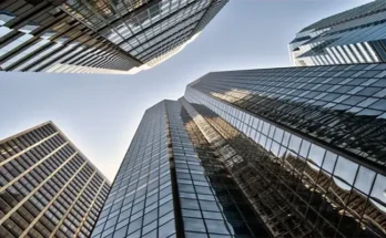 Understanding Neighborhood Character When Exploring The Serra Residences and Dunearn Green